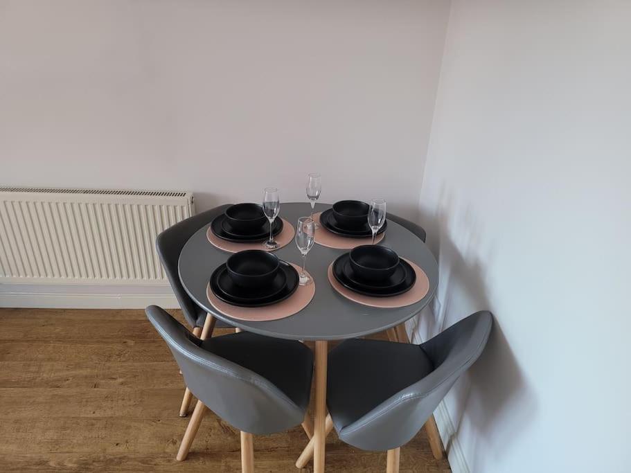 2 Bedroom End Of Terrace House Ουέλινγκτον Εξωτερικό φωτογραφία