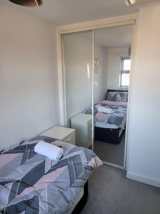 2 Bedroom End Of Terrace House Ουέλινγκτον Εξωτερικό φωτογραφία