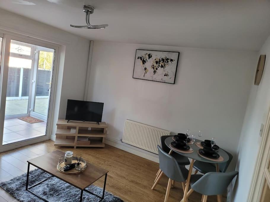 2 Bedroom End Of Terrace House Ουέλινγκτον Εξωτερικό φωτογραφία