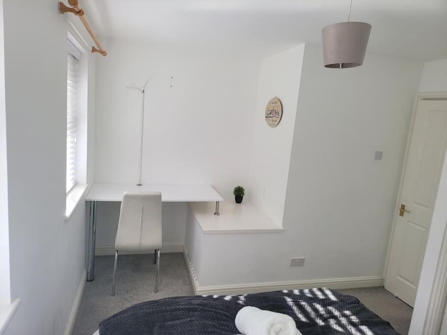 2 Bedroom End Of Terrace House Ουέλινγκτον Εξωτερικό φωτογραφία